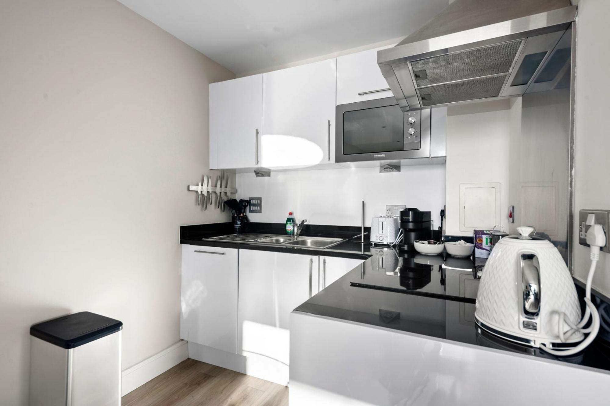 Londwell, Canary Wharf Skyline Balcony Appartement Londen
