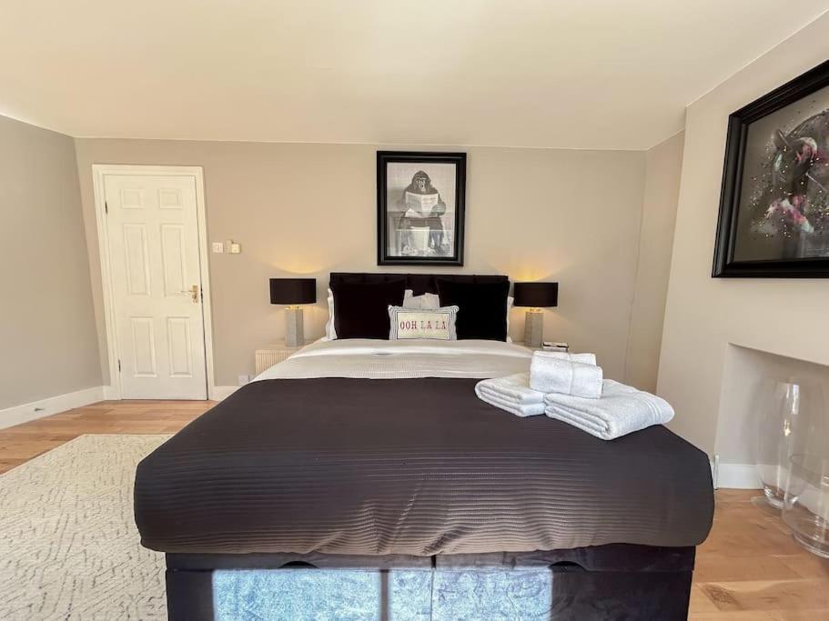 Apartment Stylish 2 Bed Flat On The Iconic Portobello Road *
