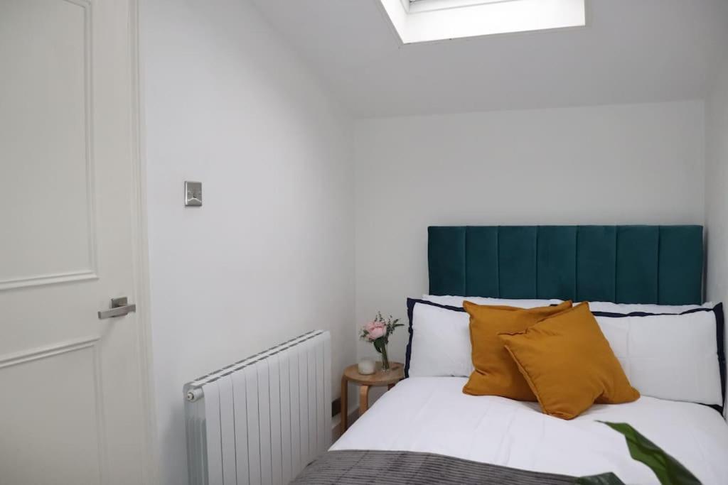 New 4bd Stylish With Amazing Transport * Londen