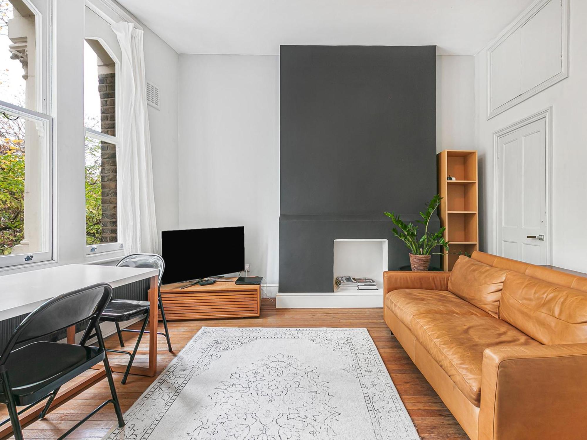 Pass The Keys Modern In Trendy Brixton Apartment