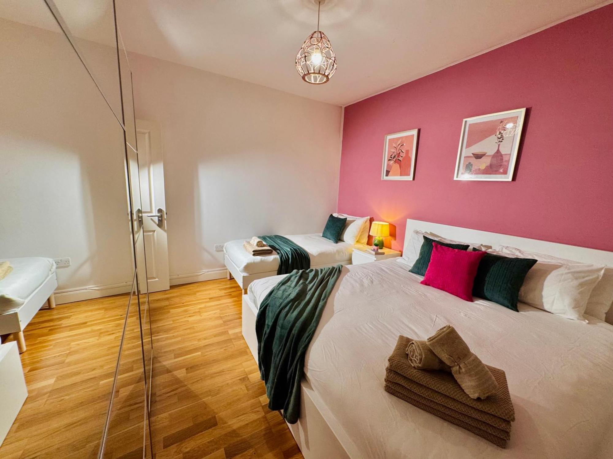 Leilighet Modern 1-bed 30min To & Parking London