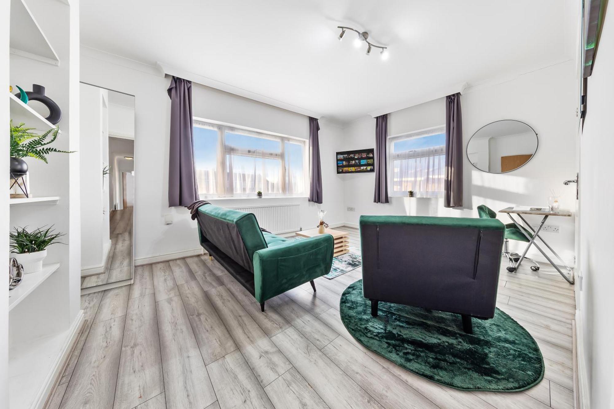 Hype - 10 Mins To Stadium - Sleeps 8 Apartment *