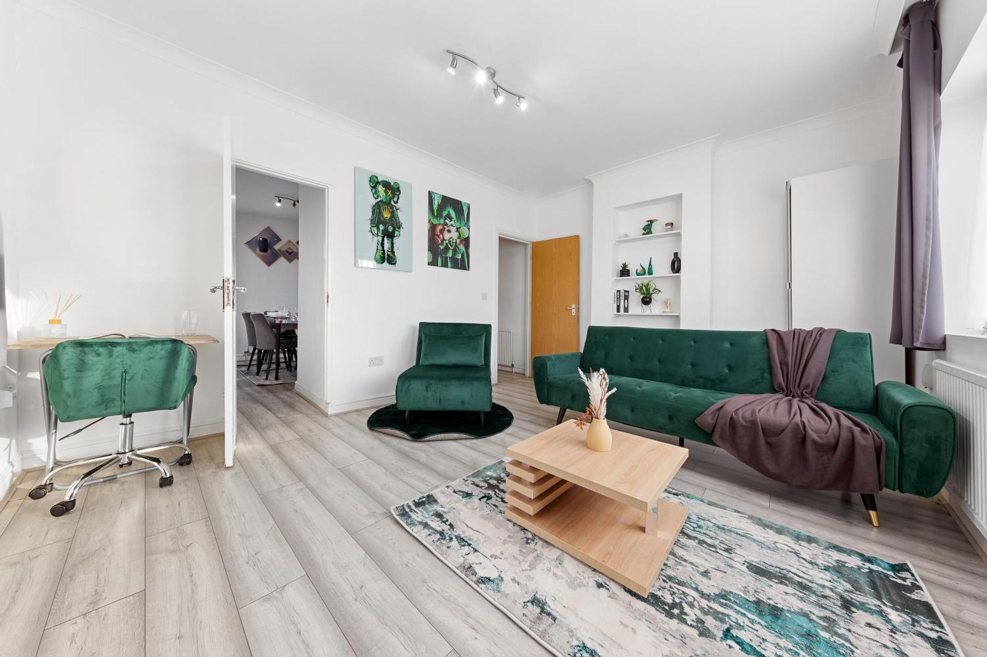 Hype - 10 Mins To Stadium - Sleeps 8 * London