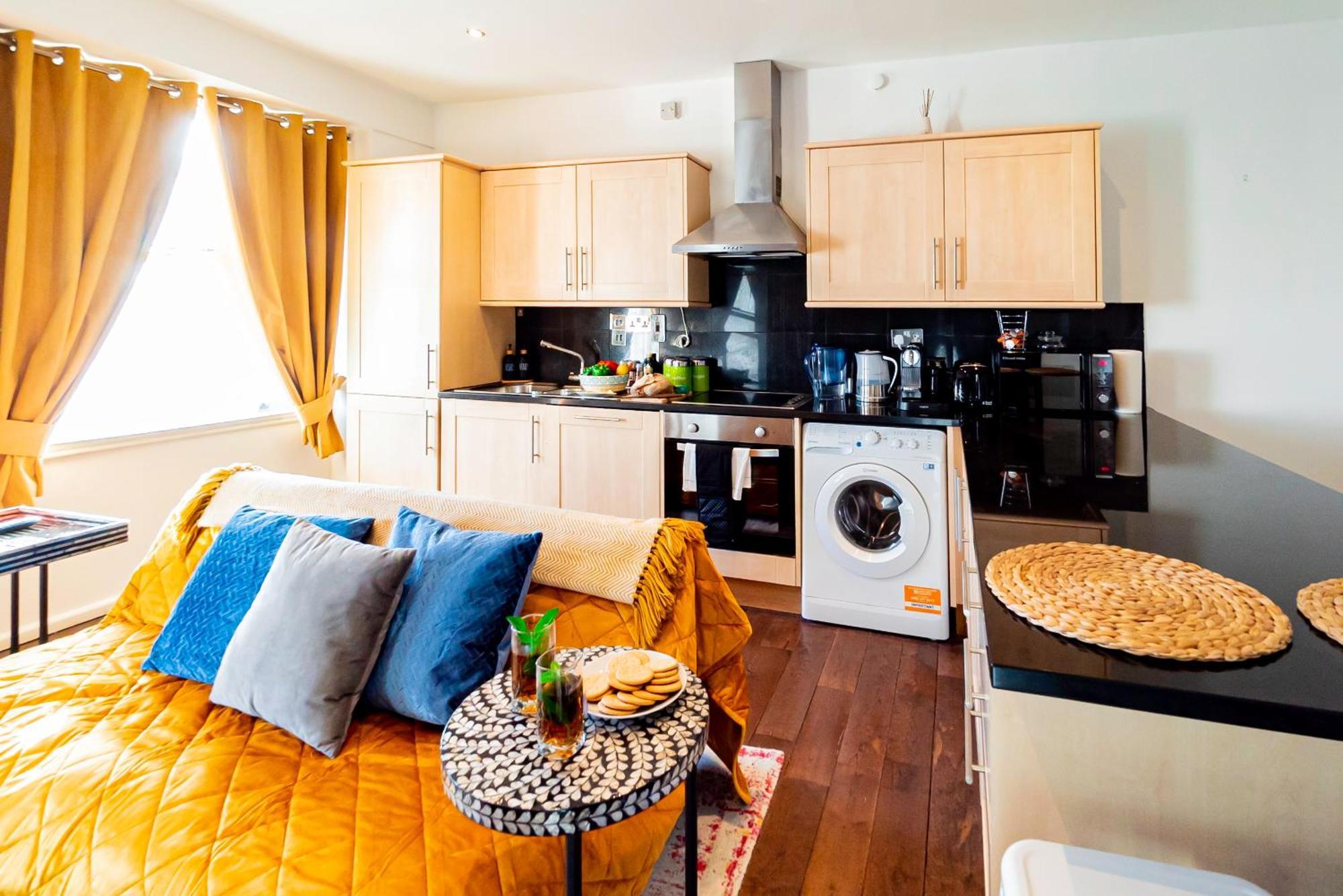 Chic 2 Bedrooms 2 Bathrooms At Kensington Lejlighed *