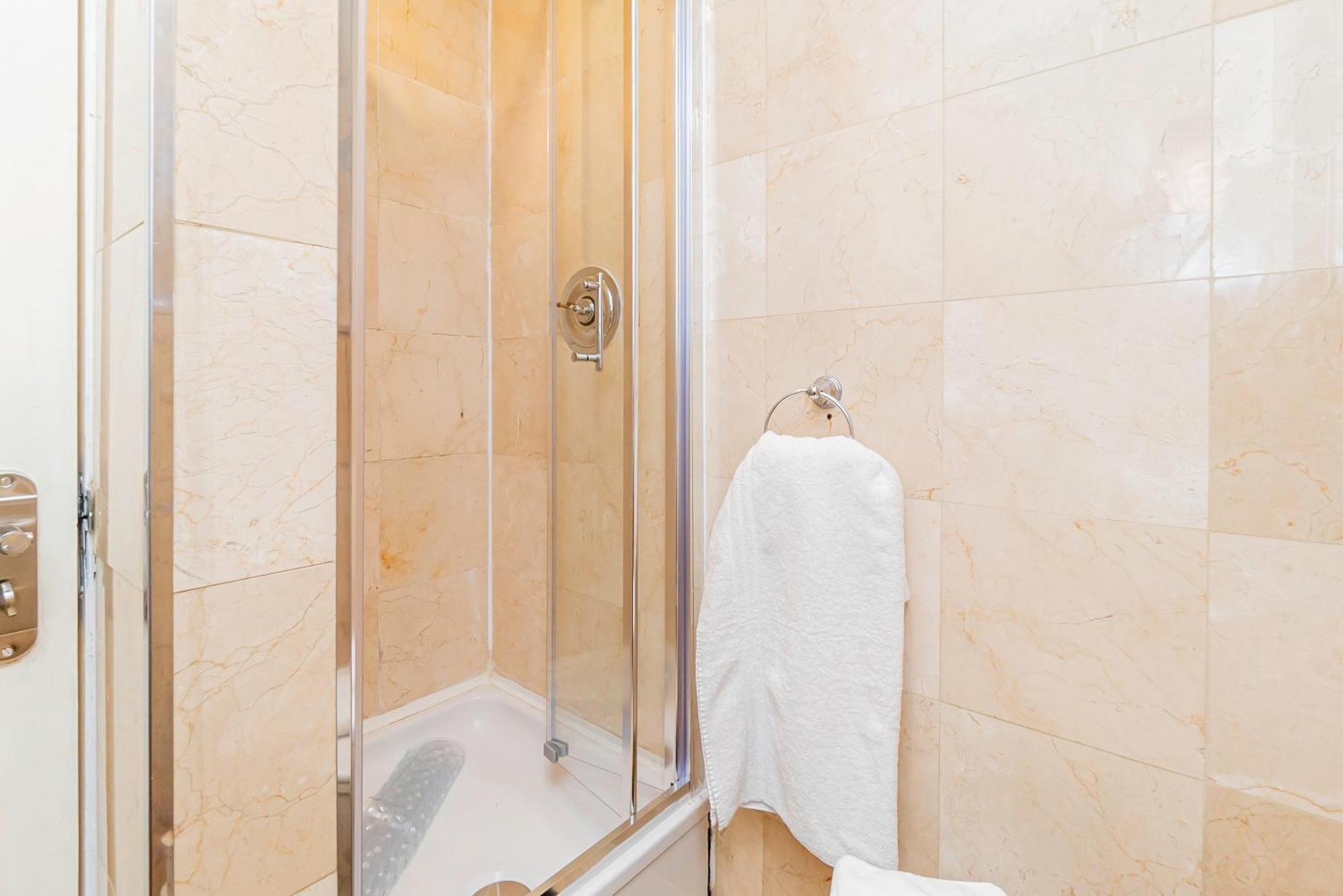 Lejlighed Chic 2 Bedrooms 2 Bathrooms At Kensington *