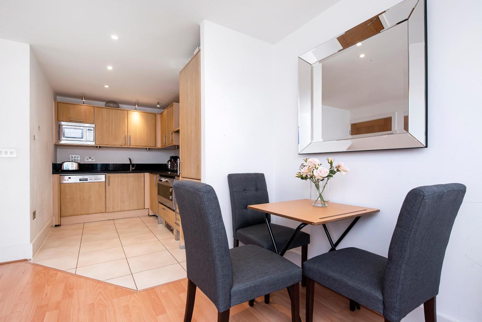 2 Bed With Large Terrace Lägenhet