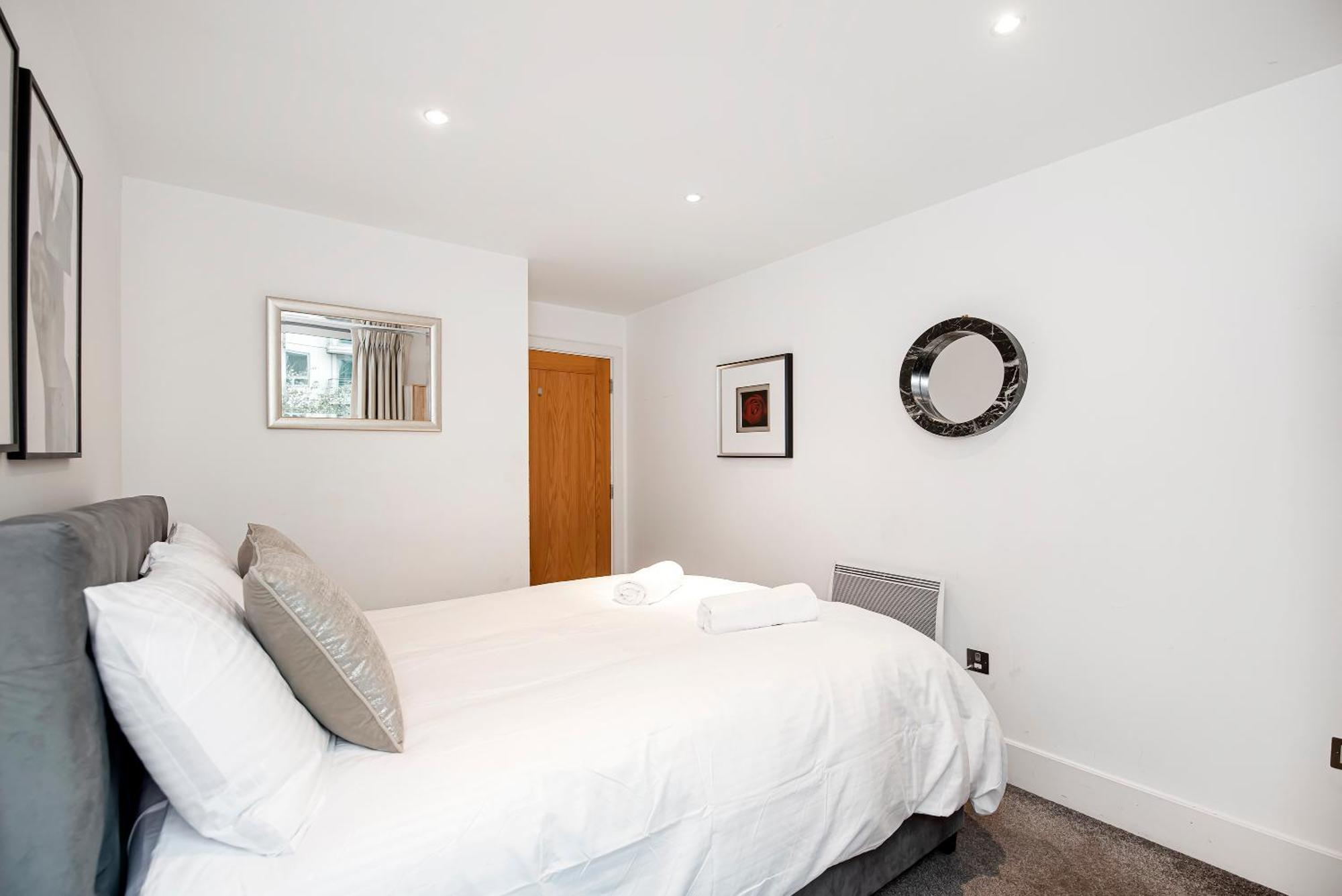 2 Bed With Large Terrace Lägenhet London