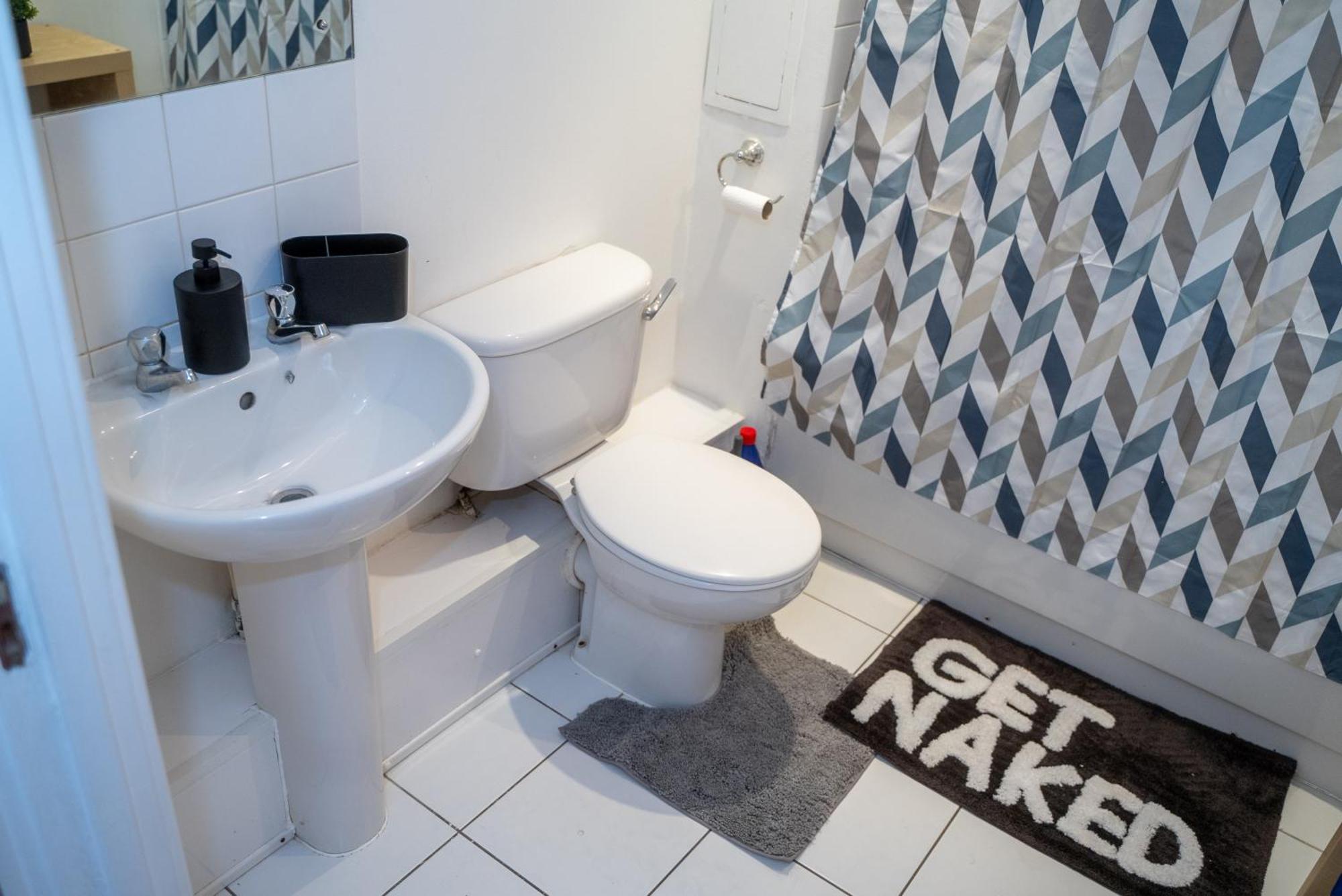 Cozy 1 Bed In Canary Wharf - Near Excel & Greenwich With Gym Acces Londra