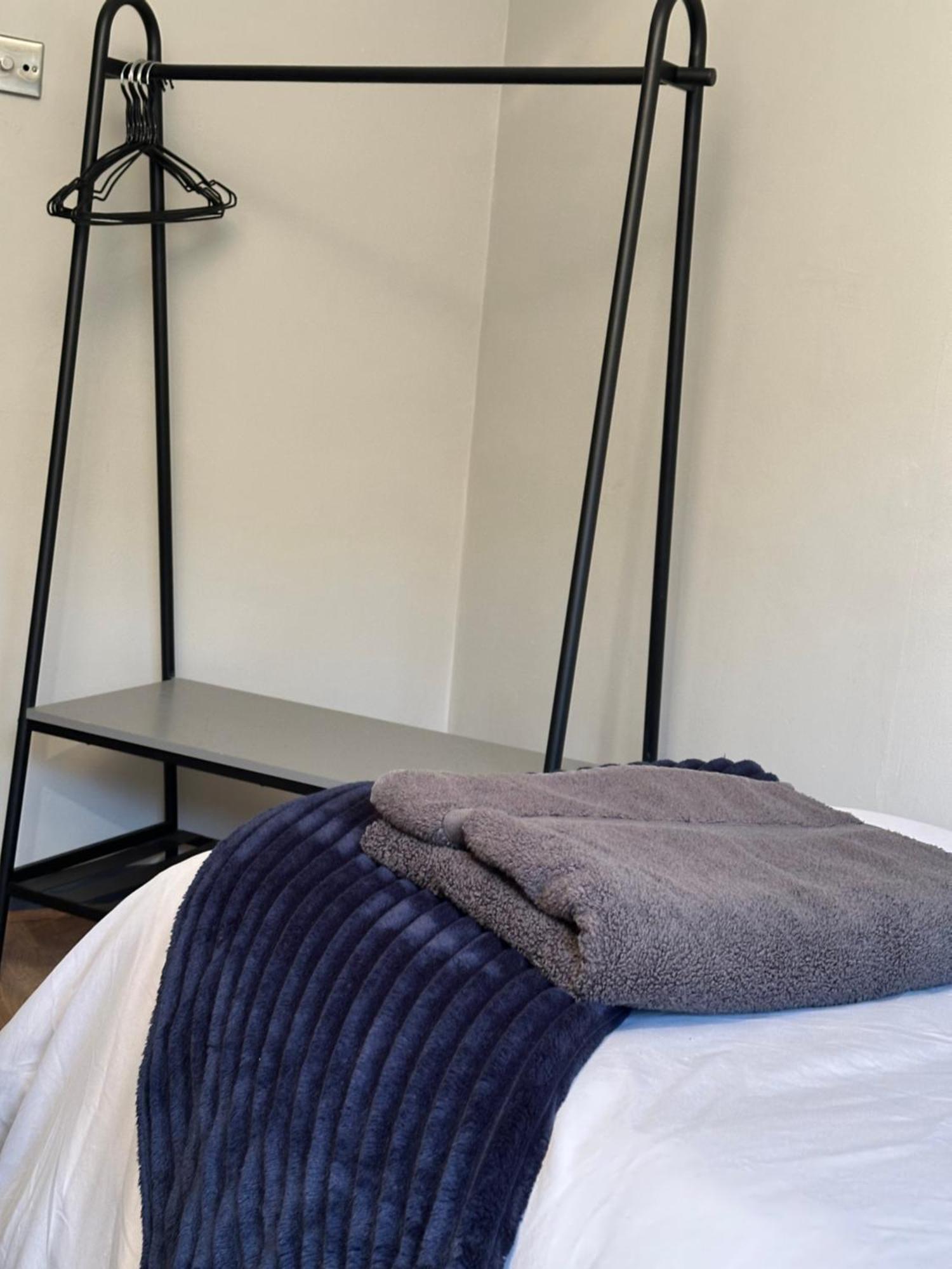 W9 Gem Stylish 2 Bed Flat Londra