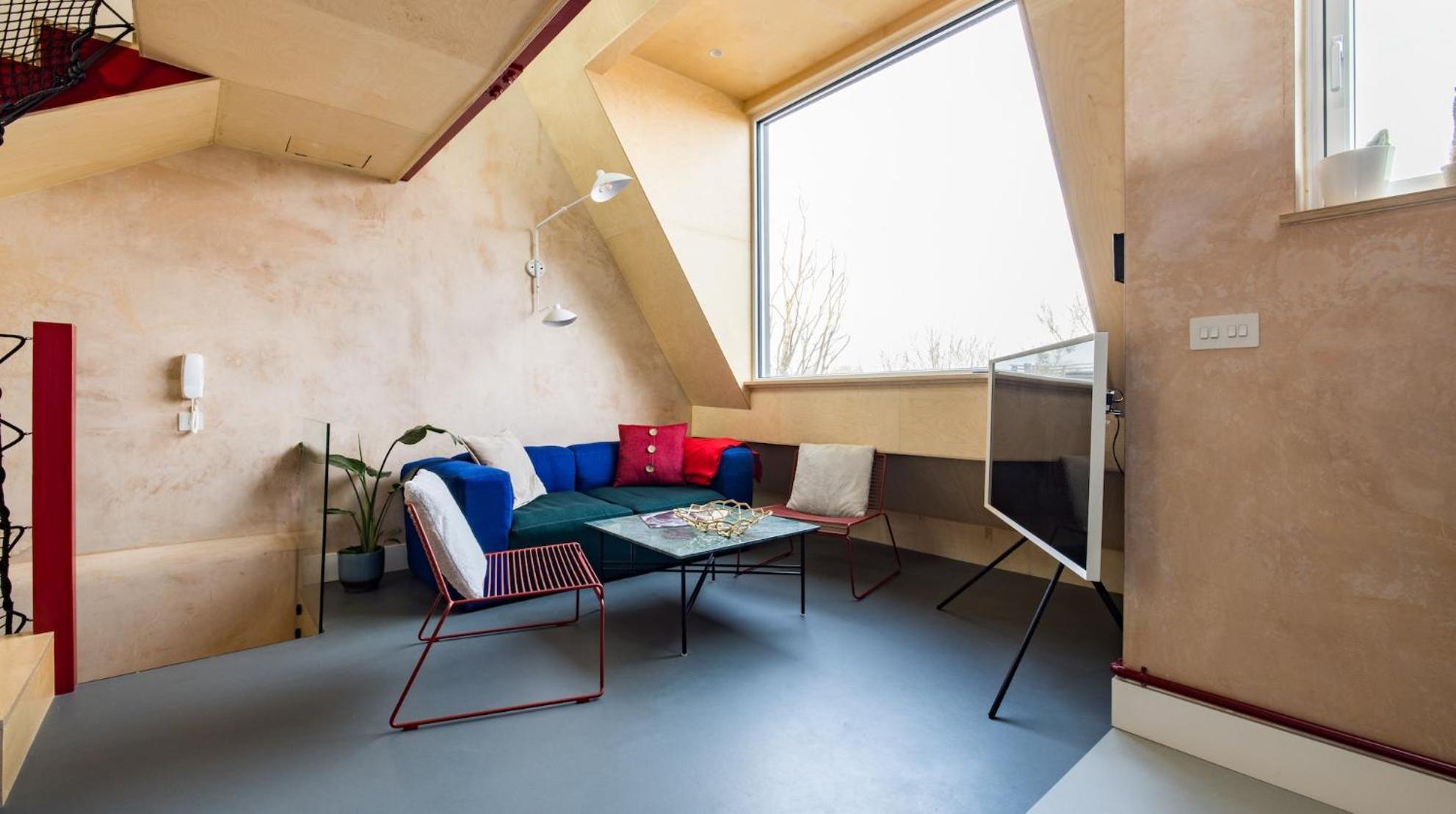 Spectacular 2 Bed Scandi Style Penthouse With Terrace Apartment