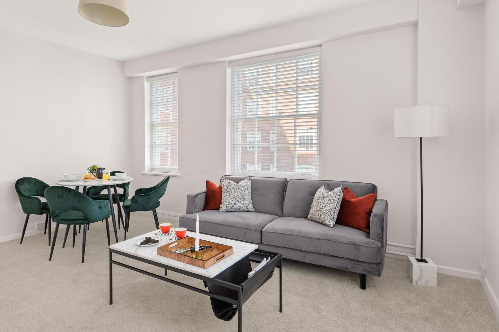 Dolphin House Serviced Hotel London