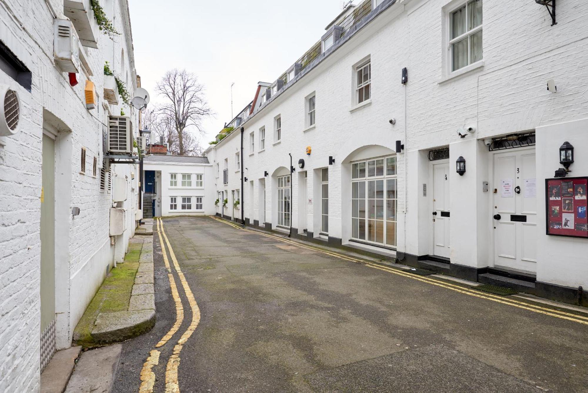 Sonder Inverness Mews 4* London