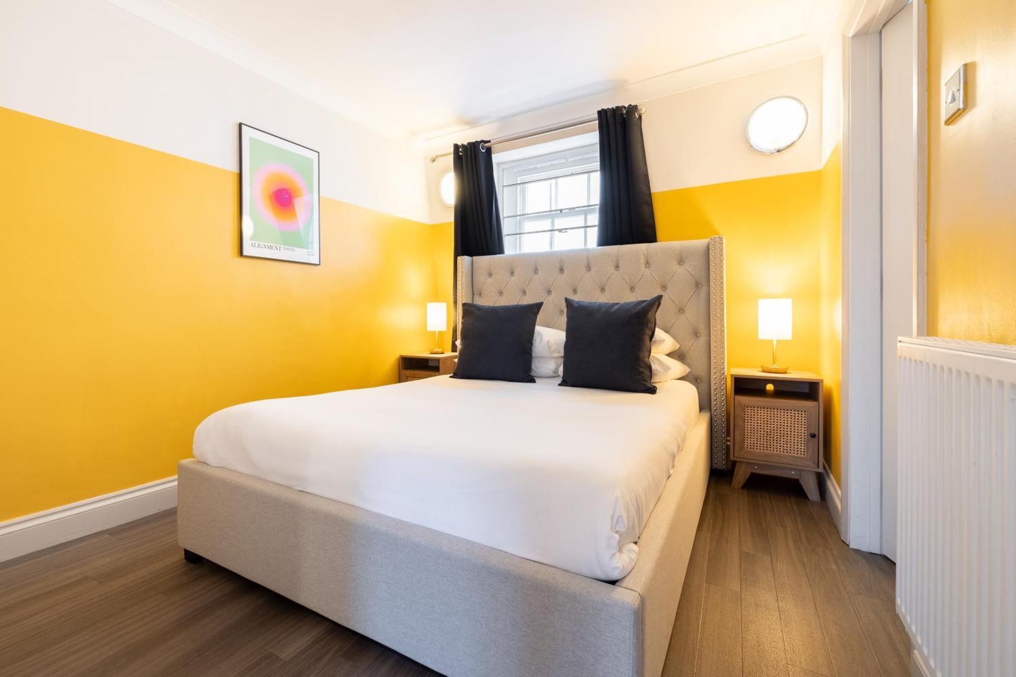 Kula - Victoria London