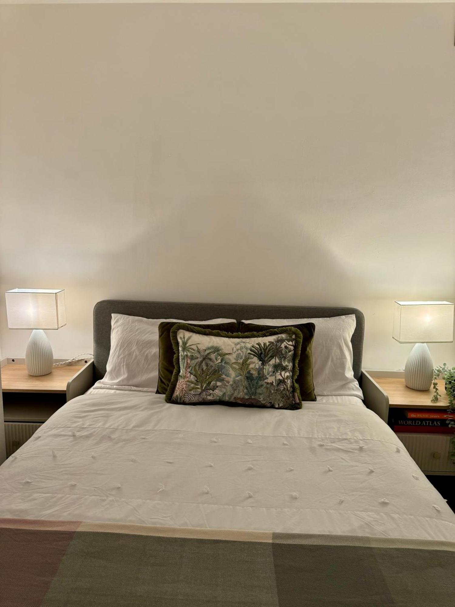 Appartement 2br L 2ba With Patio-sleep 6