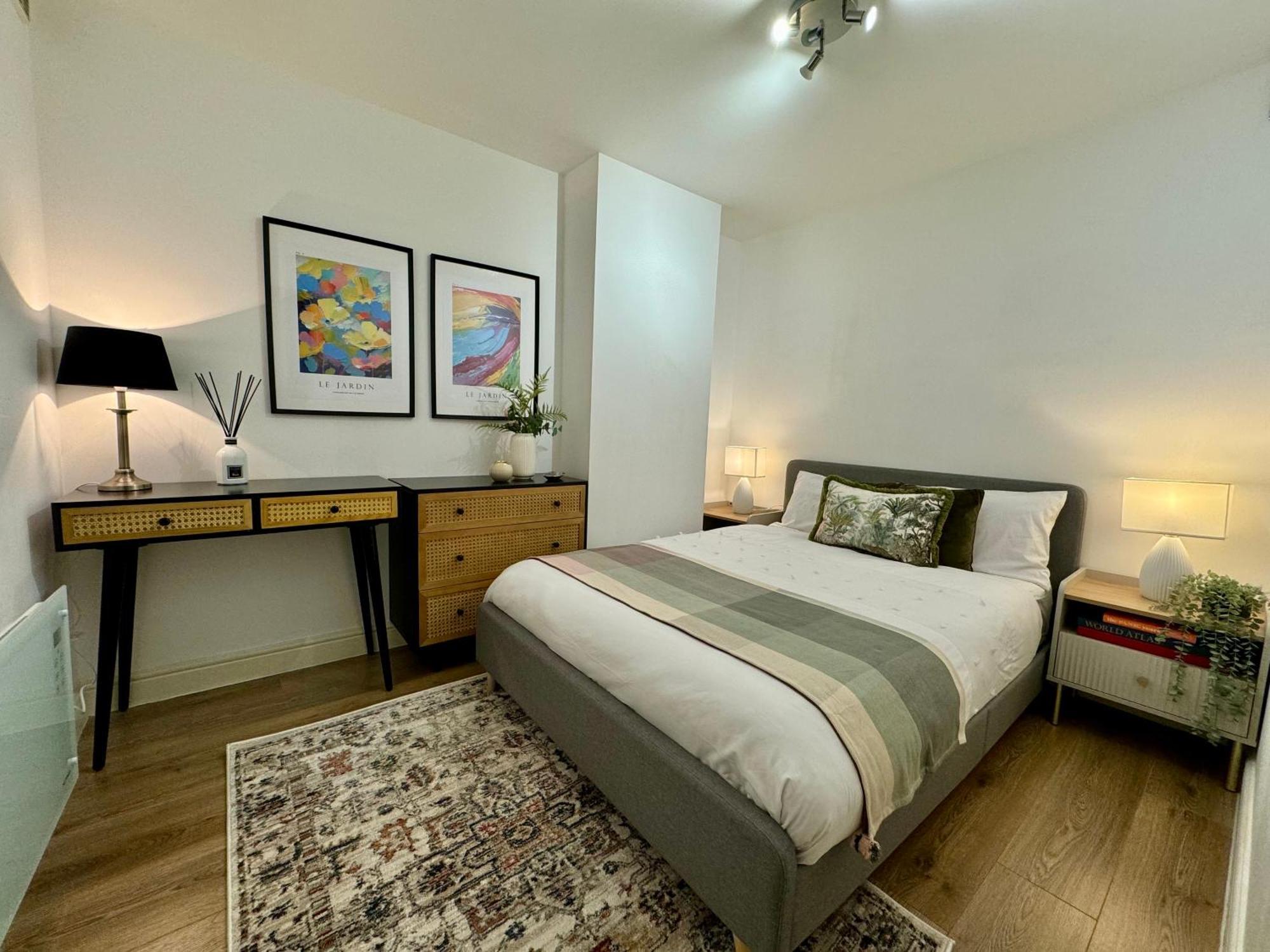 Appartement 2br L 2ba With Patio-sleep 6