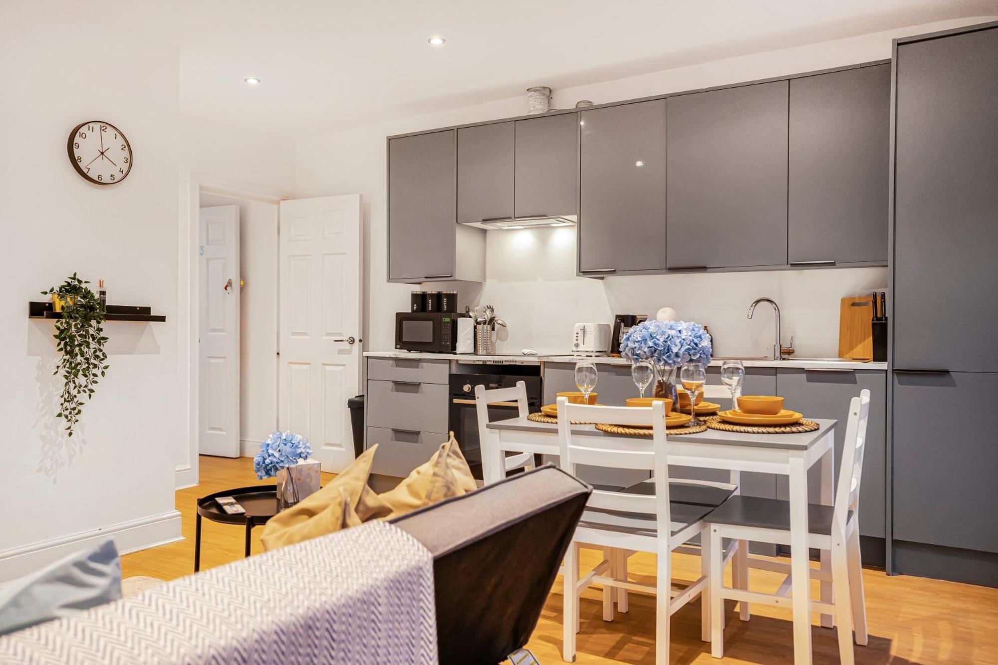 Modern With Free Wifi Appartement *