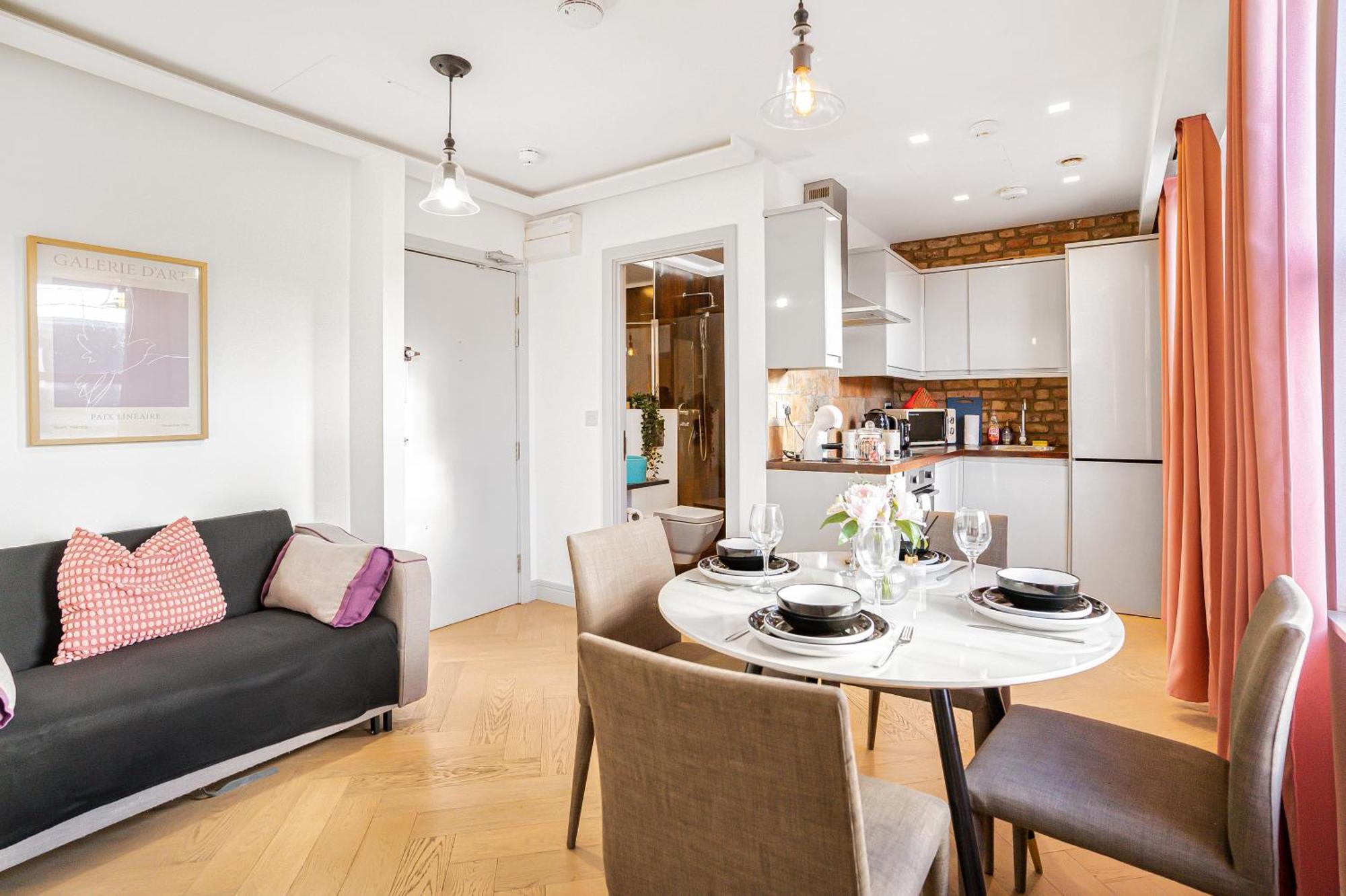 Stylish Modern By Livestay Short Lets & Serviced Nw6 Londen