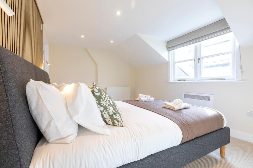 The Pearl Of Notting Hill Londra