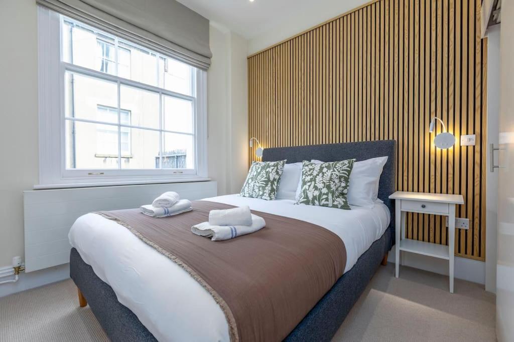The Pearl Of Notting Hill * Londra