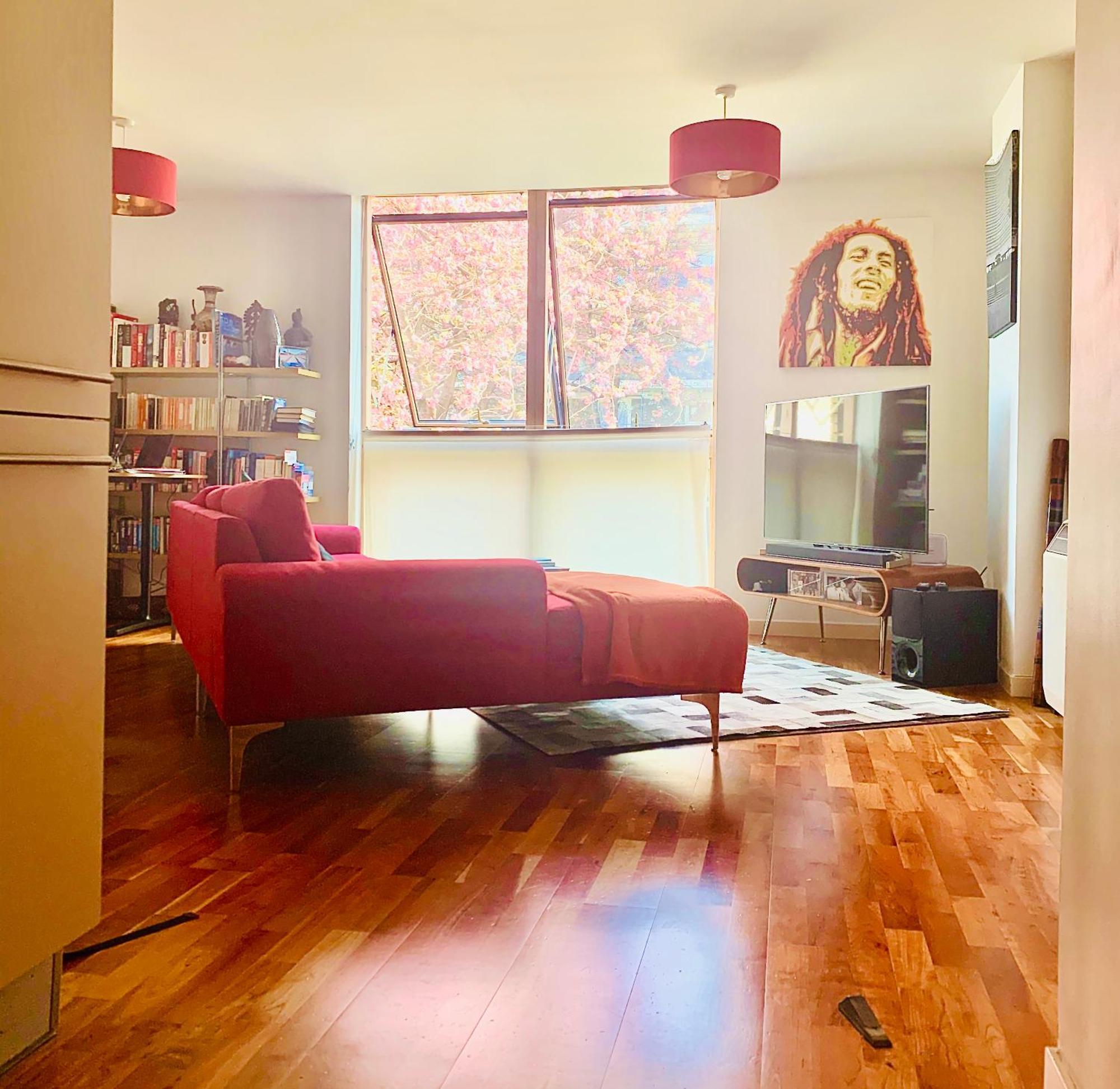 19 Apartment London