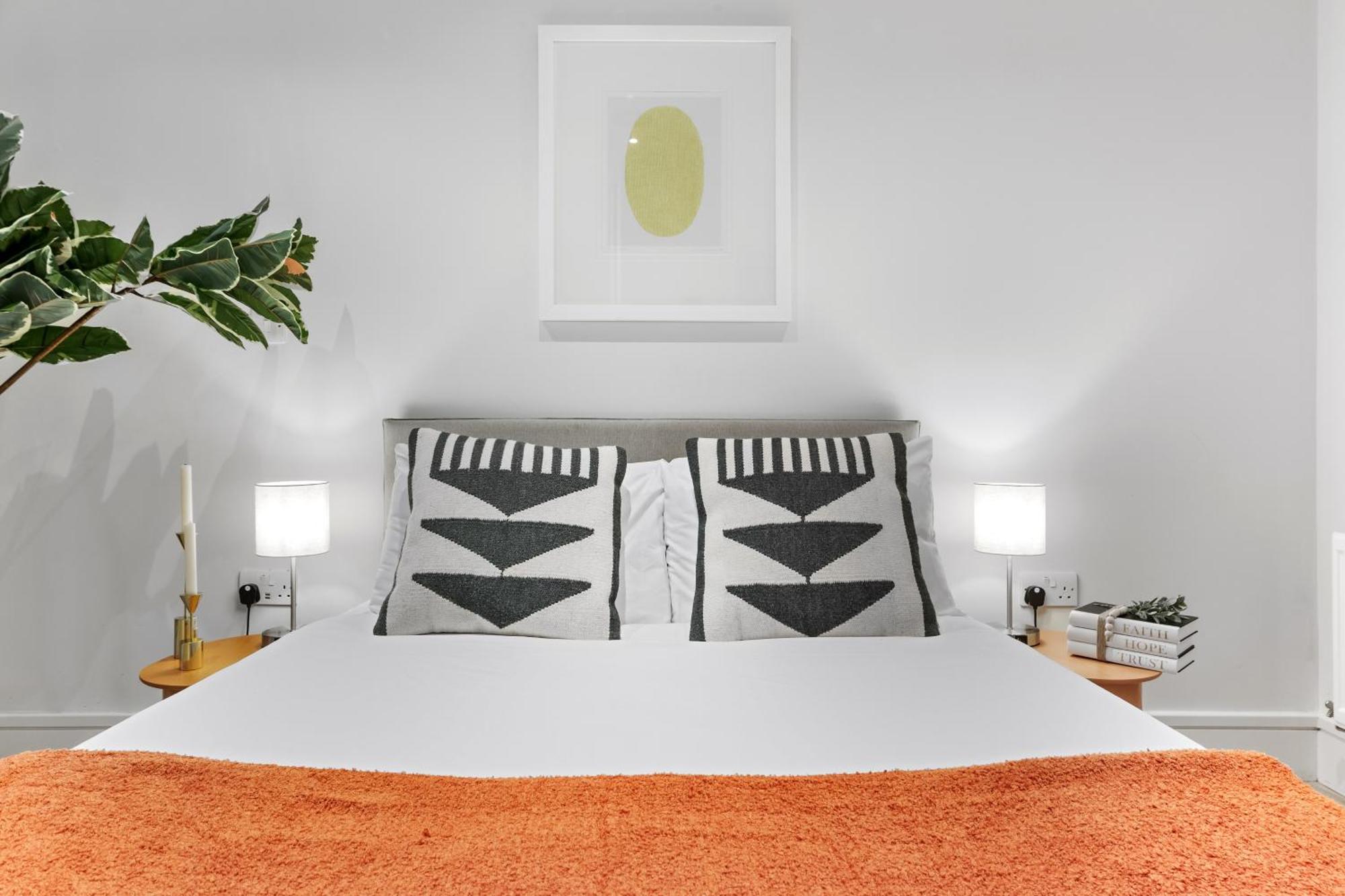 Apartment Stylish Retreats On Olympic Way