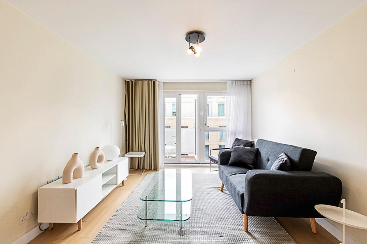Sunny Belgravia With A Balcony Apartment London
