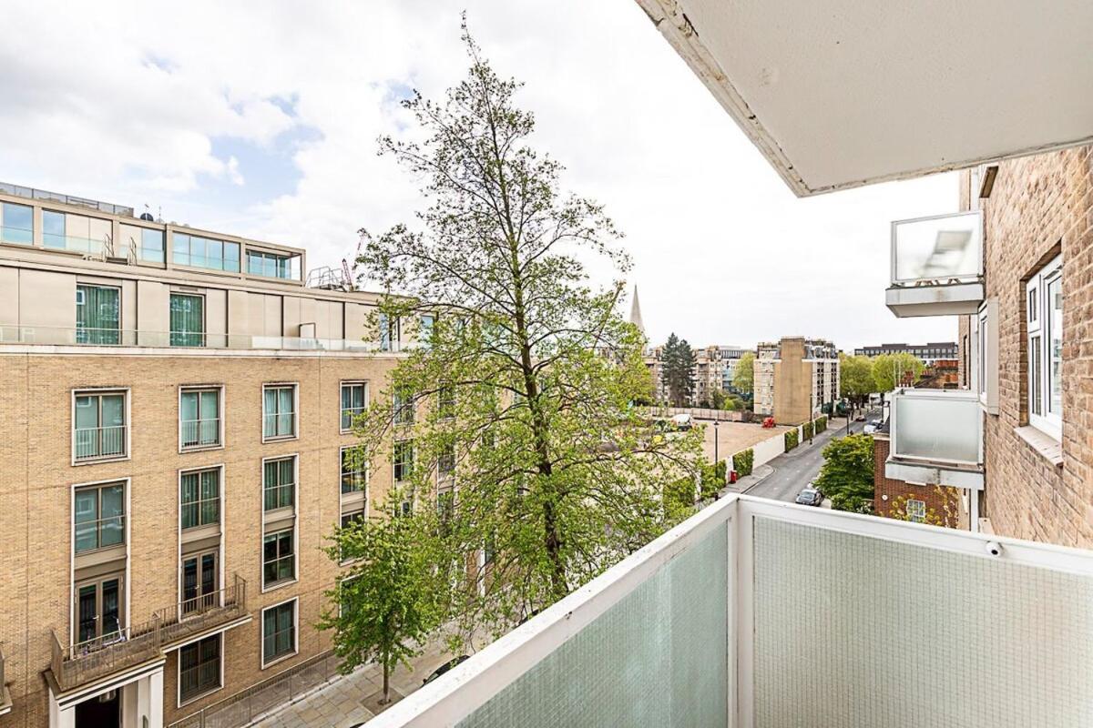 Sunny Belgravia With A Balcony Apartment *