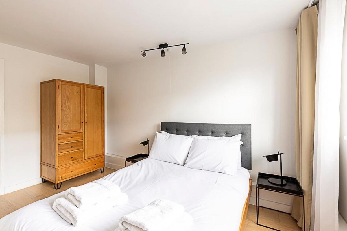 Sunny Belgravia With A Balcony Apartment London