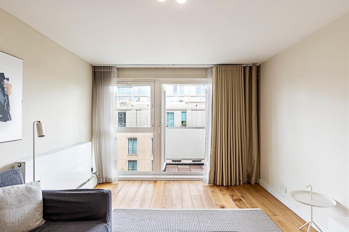 Appartement Modern With Balcony