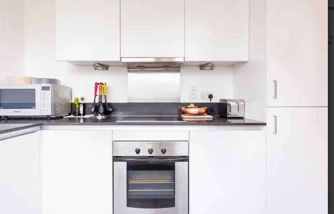 Lejlighed Luxury Cosy With Stunning Skyline Views! London