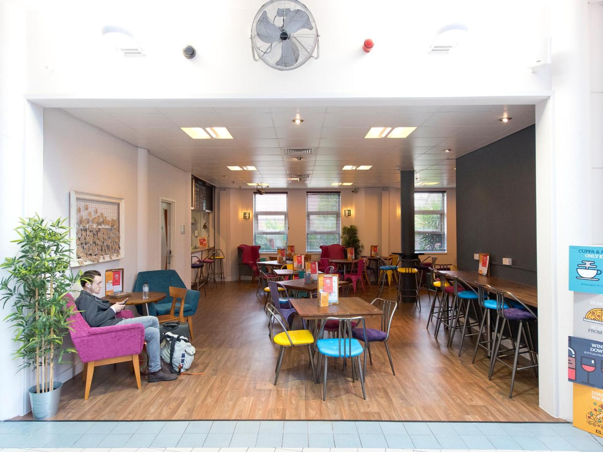 Vandrerhjem Yha Thameside *