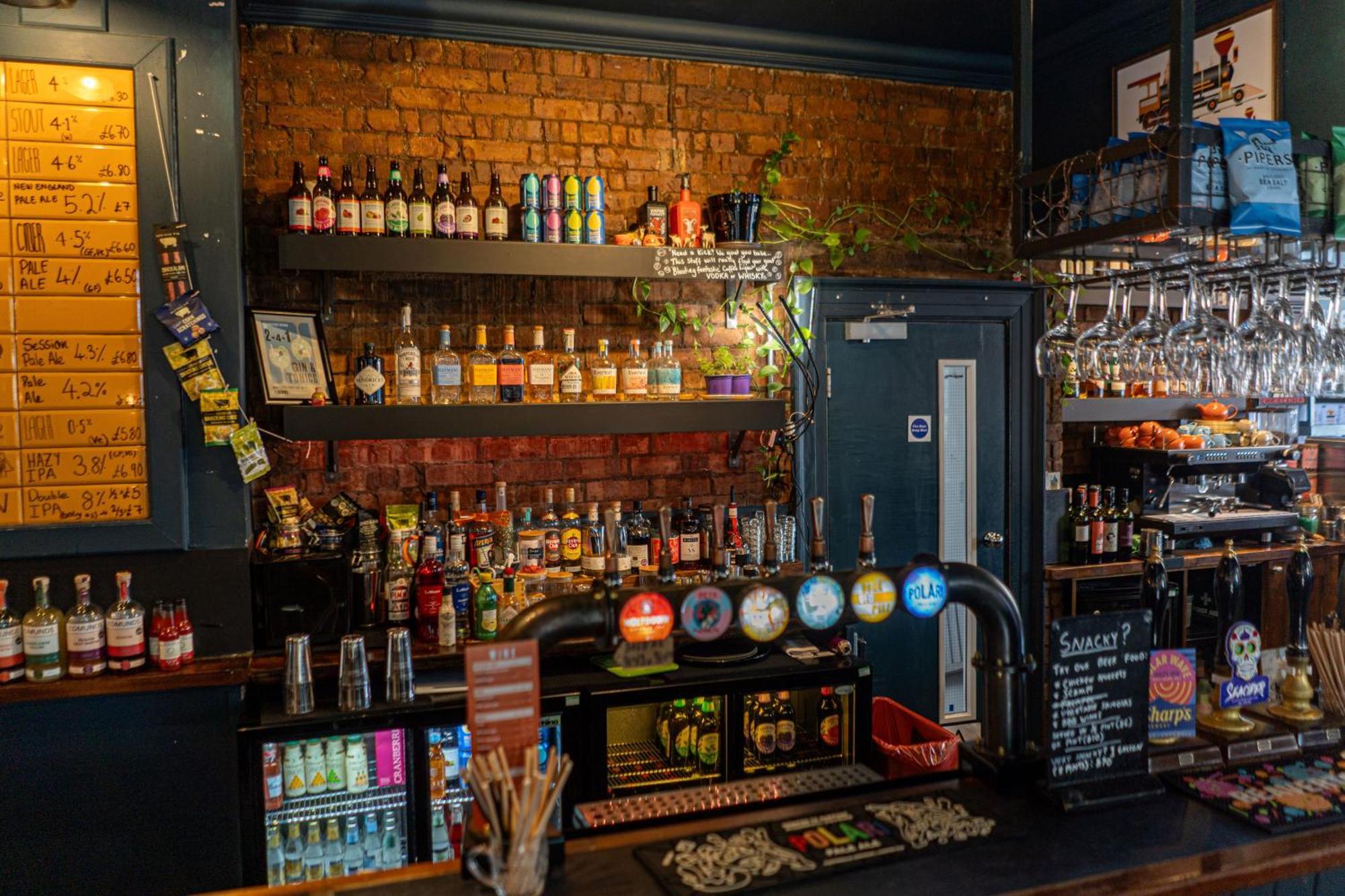 Publove @ The Steam Engine,waterloo Hostel *