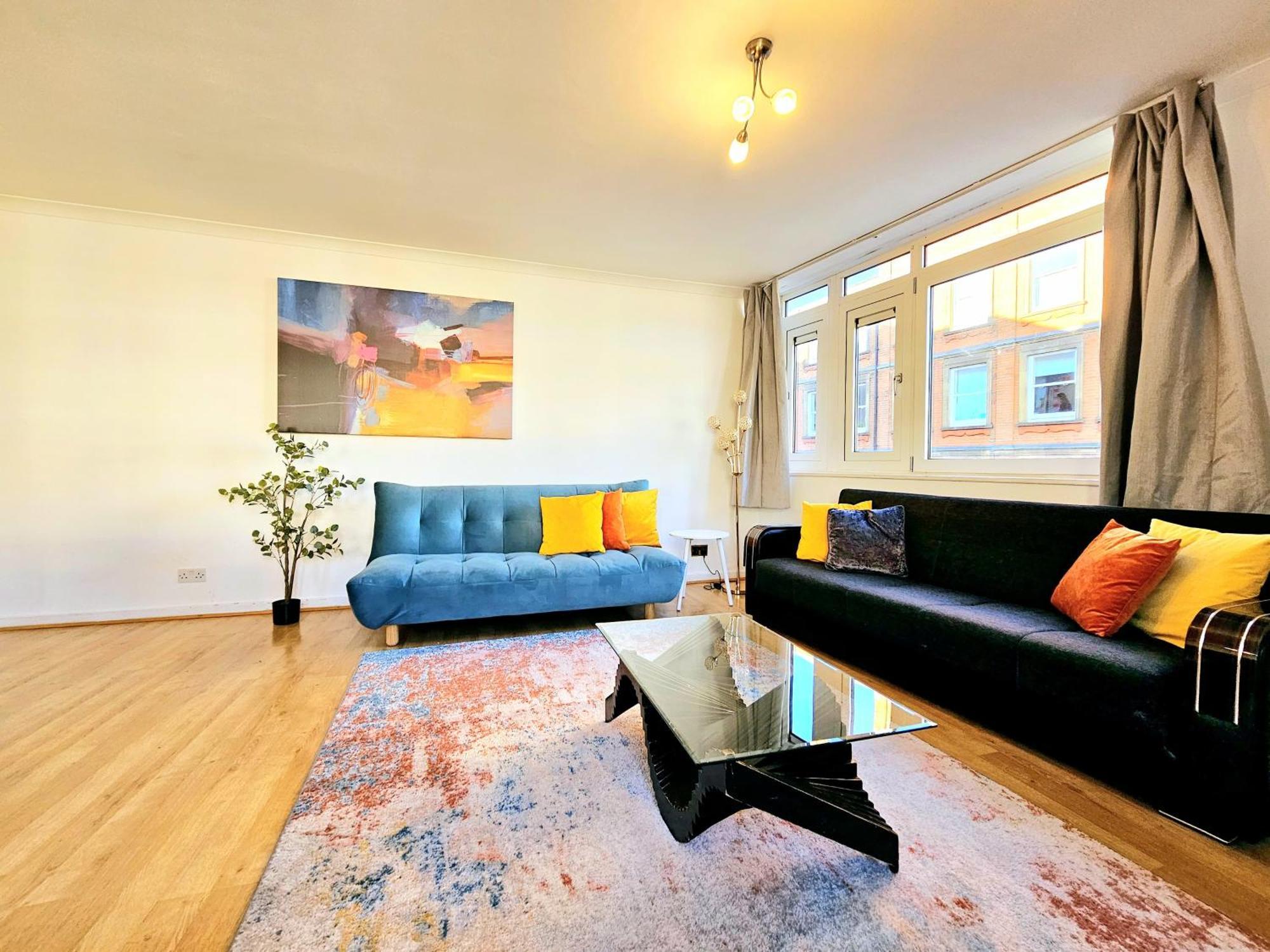 Lägenhet Bright & Spacious In Building With Lift, Right Next To Bayswater Station - Walk To Kensington Palace, Hyde Park, Little Venice & Notting Hill London