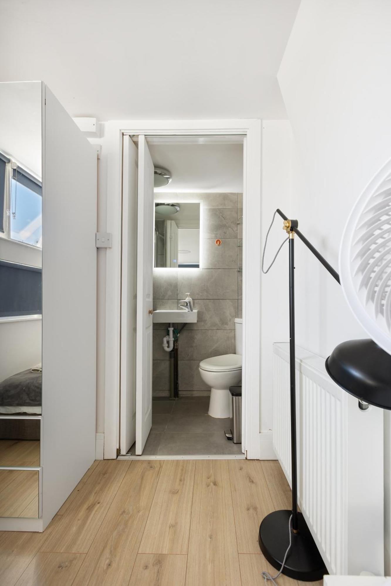 Modern Flat & Balcony In Historic West Kensington Appartement *