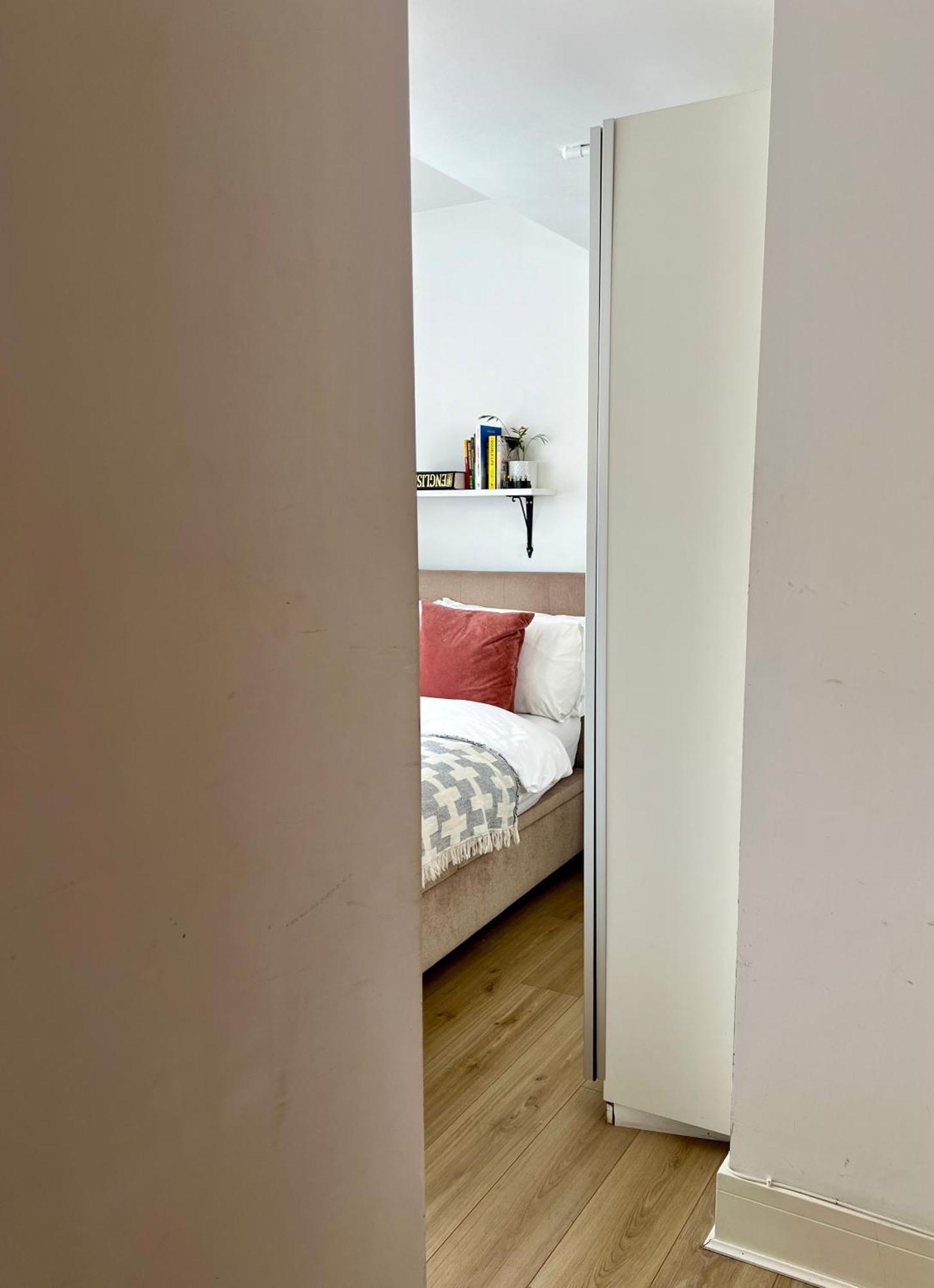 Flat In Victorian West Kensington Mansion * Londen