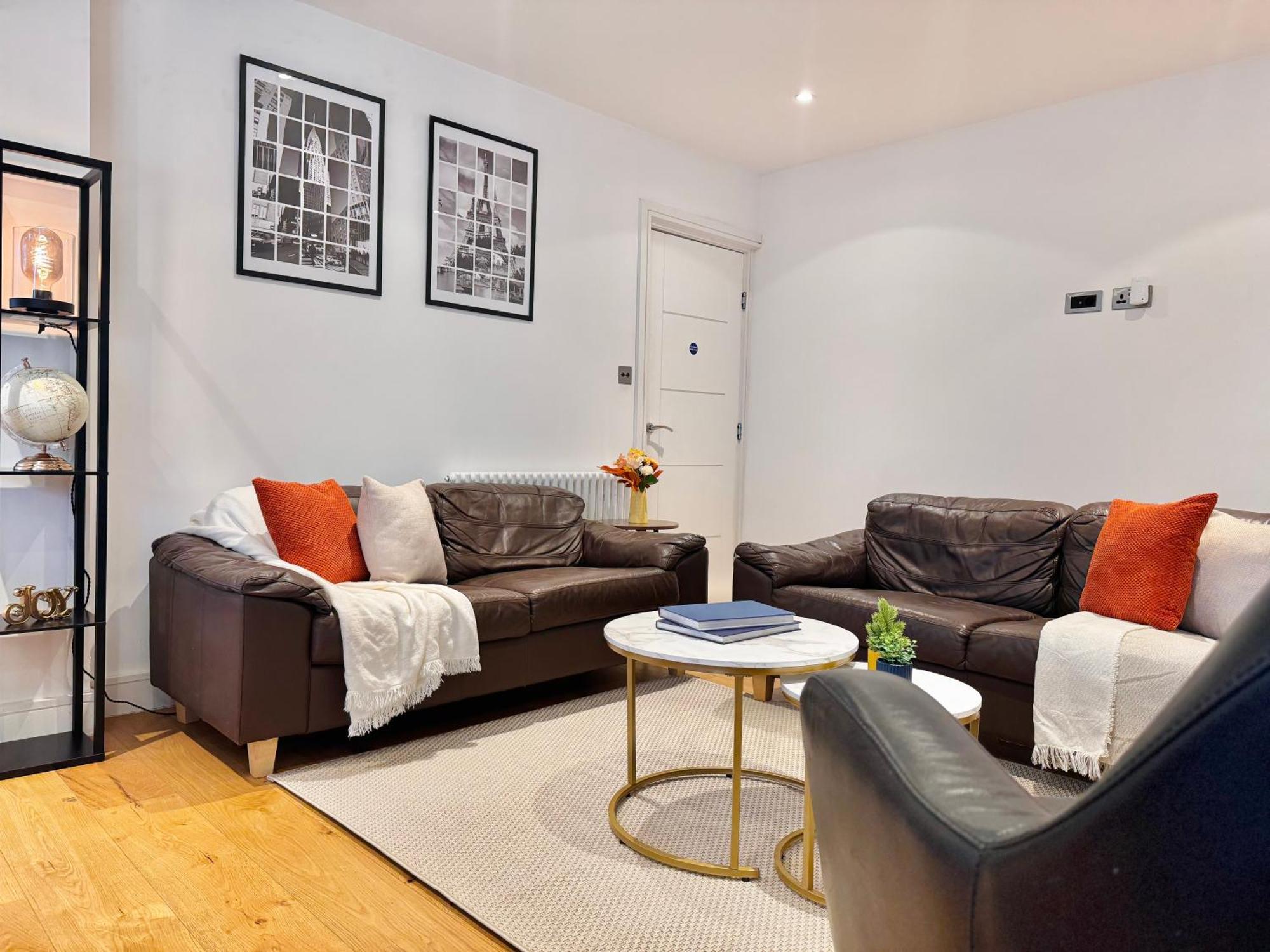En-suites With Free Parking 30min To Gasthof London