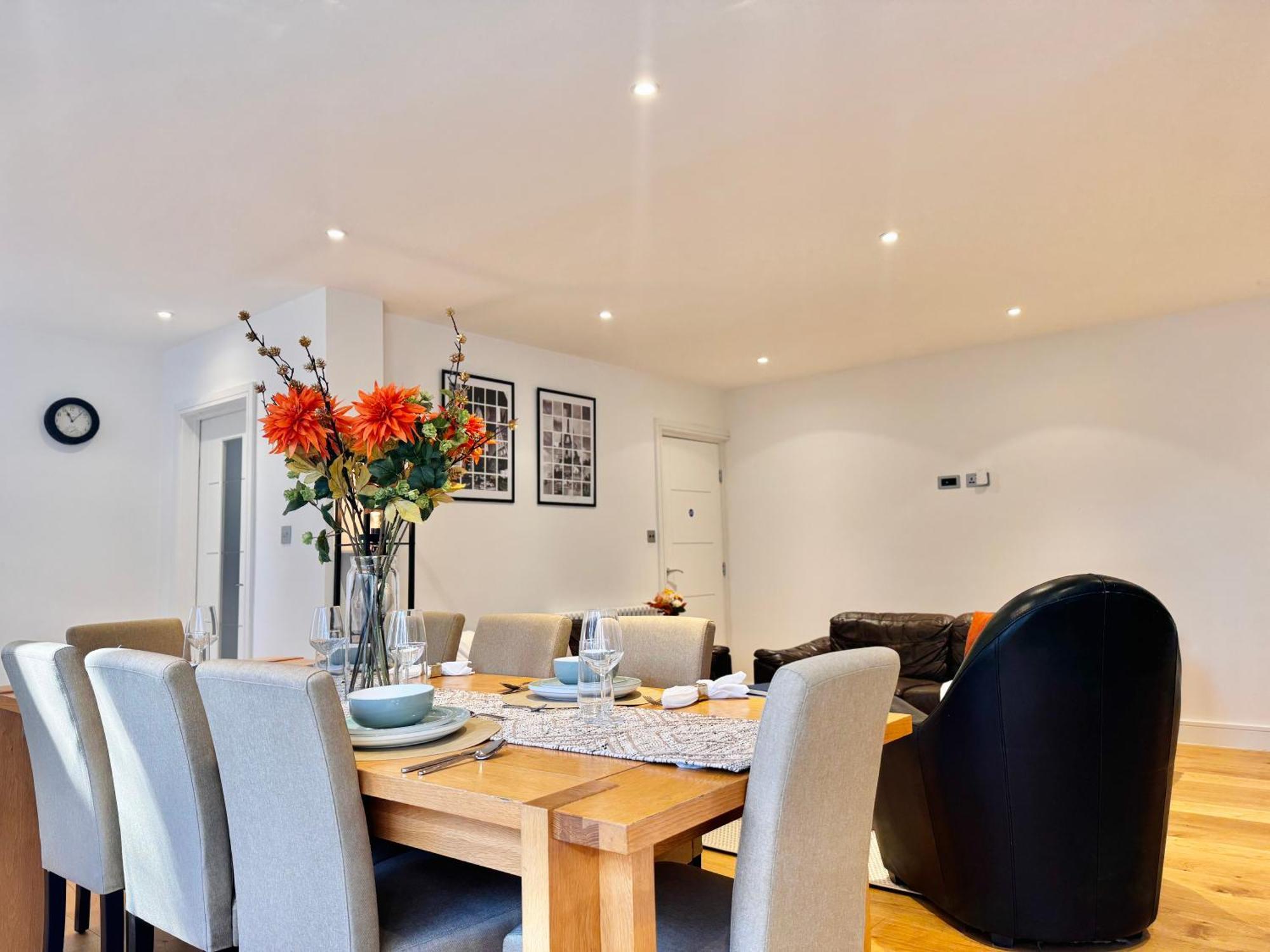 Gasthof En-suites With Free Parking 30min To London