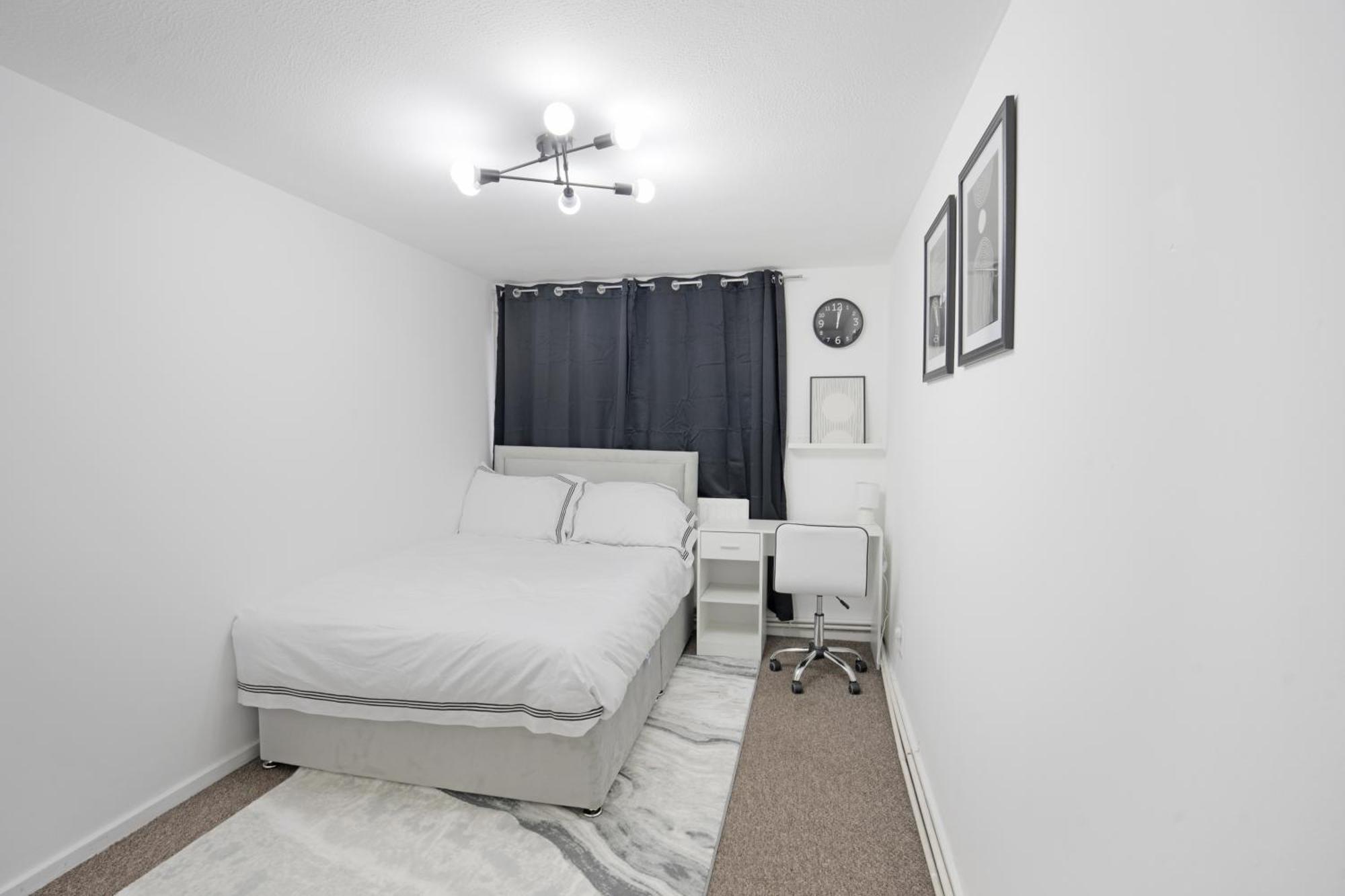 Luxury 3 Bedroom House In Woodgreen Casa vacanze Londra