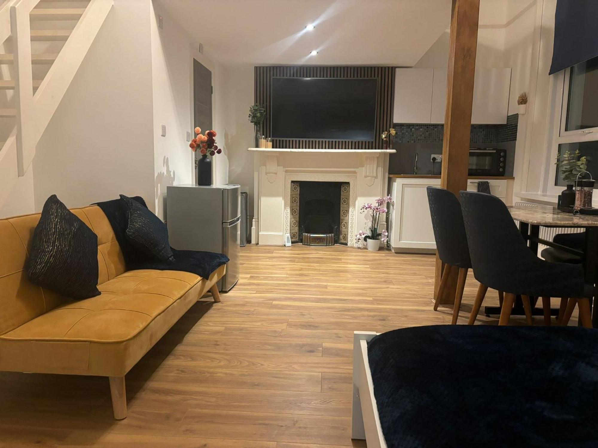 Zee Homes W6 Appartement Londen