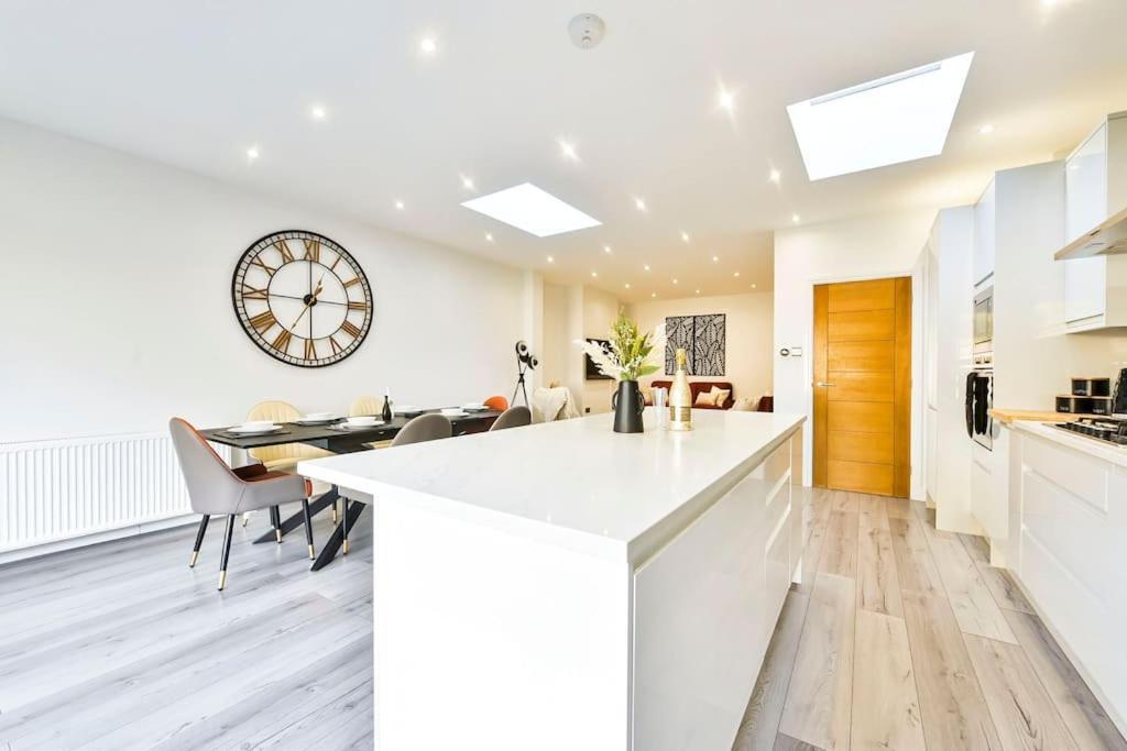 Apartment House With Garden Next Wembley Stadium Free Parking London