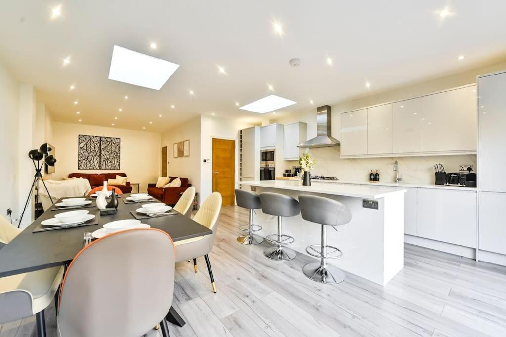Apartment House With Garden Next Wembley Stadium Free Parking