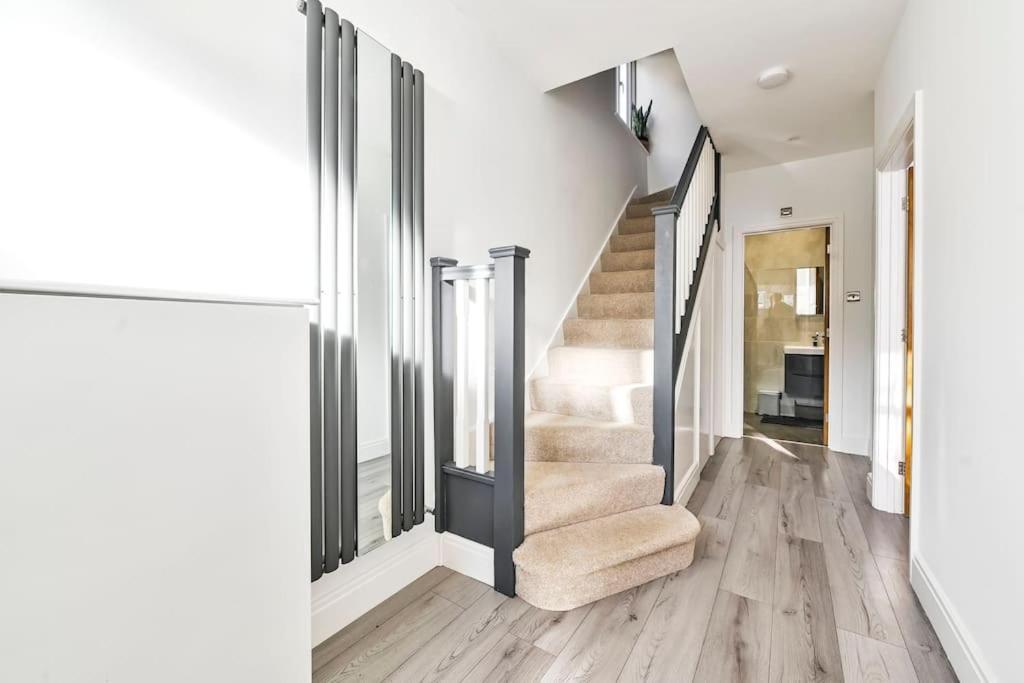 House With Garden Next Wembley Stadium Free Parking * London