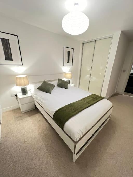 Modern Comfortable 1-br Flat In Heart Of Stockwell Lägenhet