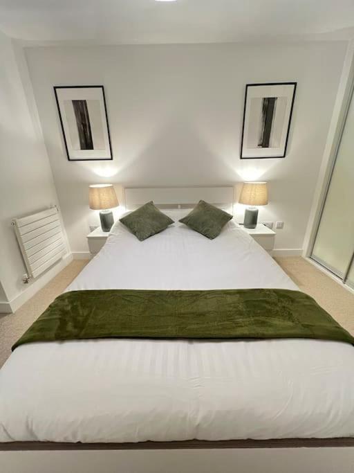 Apartment Modern Comfortable 1-br Flat In Heart Of Stockwell *
