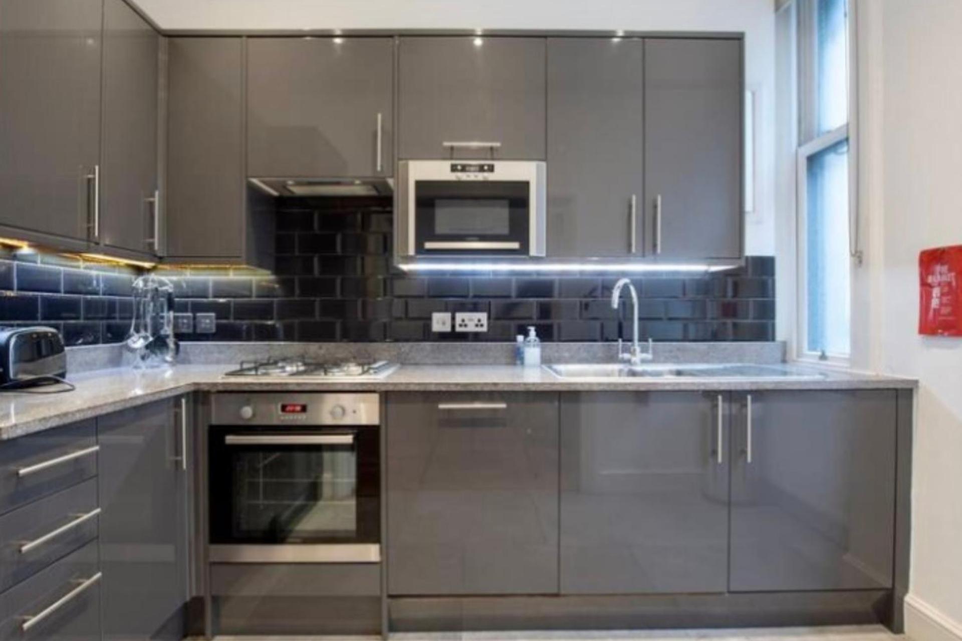 Modern In Aparthotel *