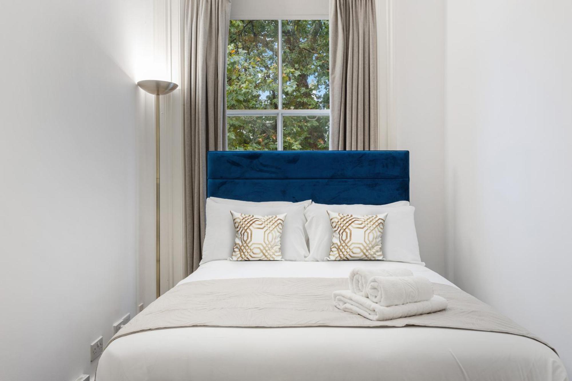 Lejlighed Heavenly Stays, Knightsbridge, Stylish 2-bd Escape