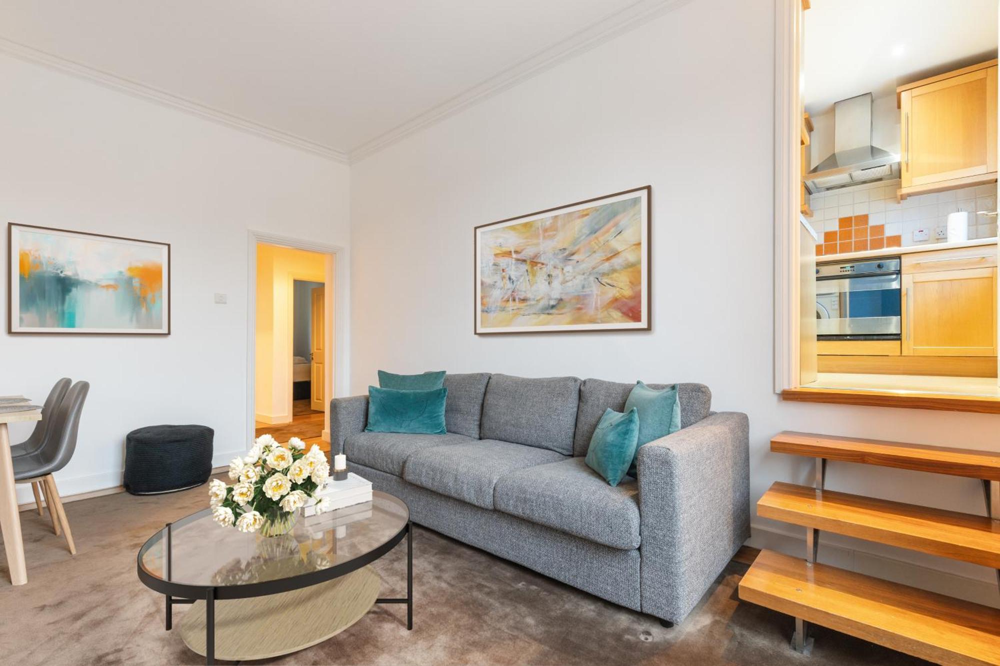 Lejlighed Heavenly Stays, Knightsbridge, Stylish 2-bd Escape London