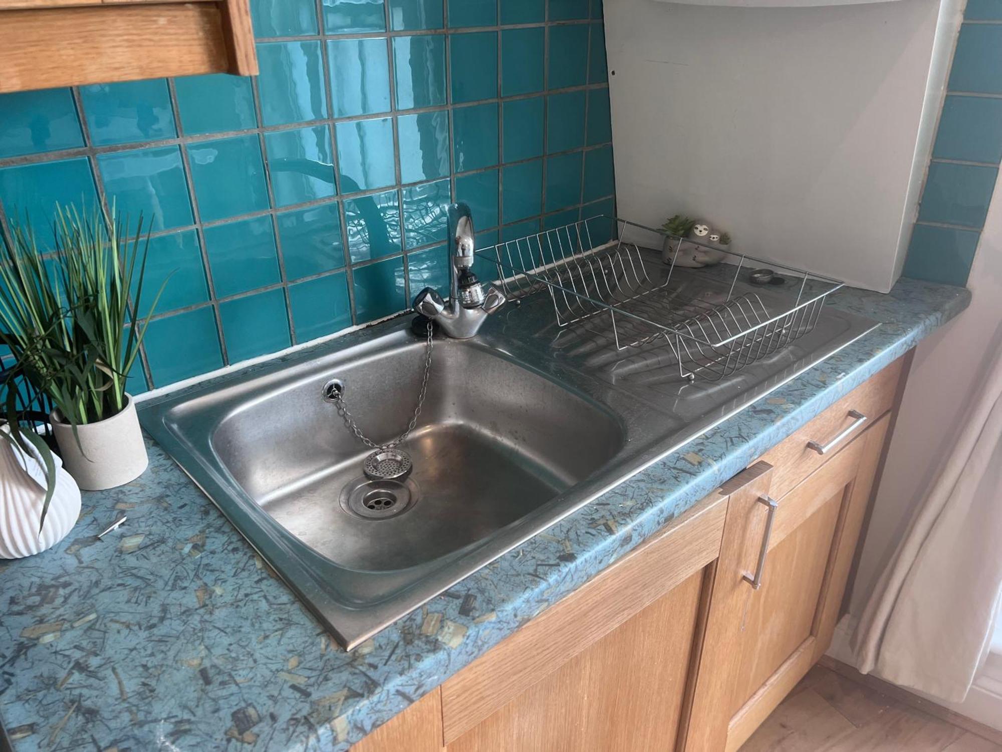 Appartement 1 Bedroom Near Clapham North And Clapham High Street Station Londen