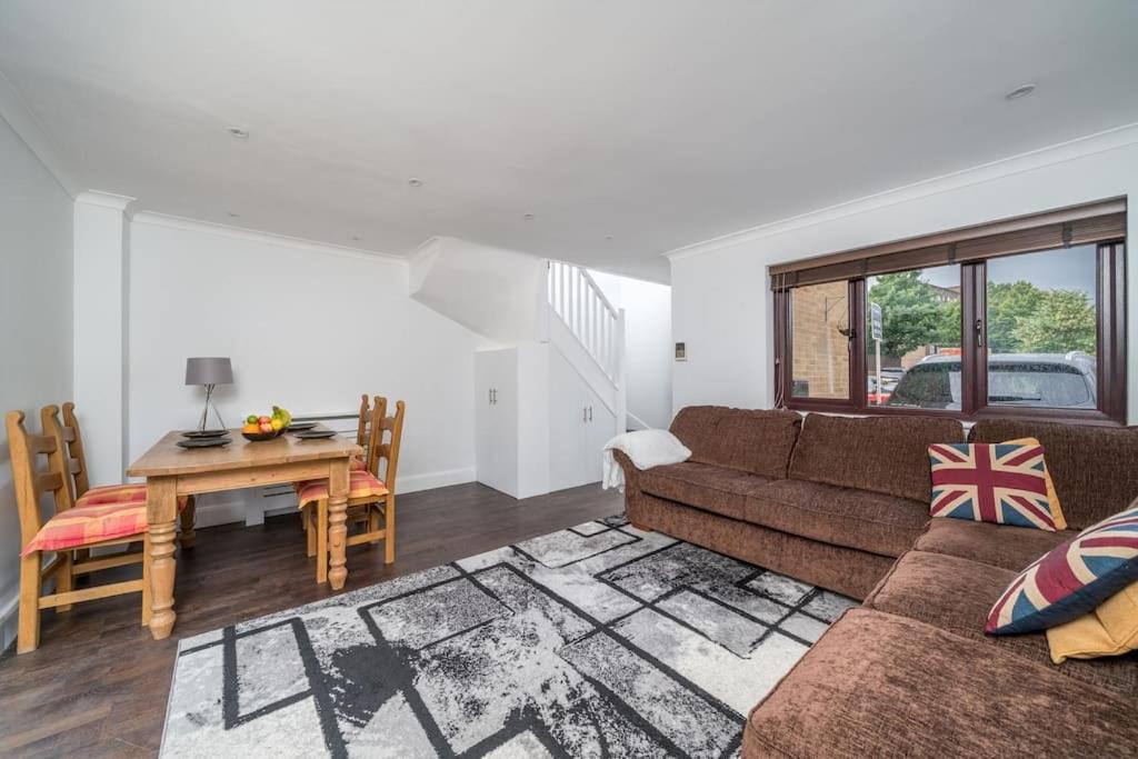 Appartamento Gorgeous House, 5 Beds, Amazing Transport Links