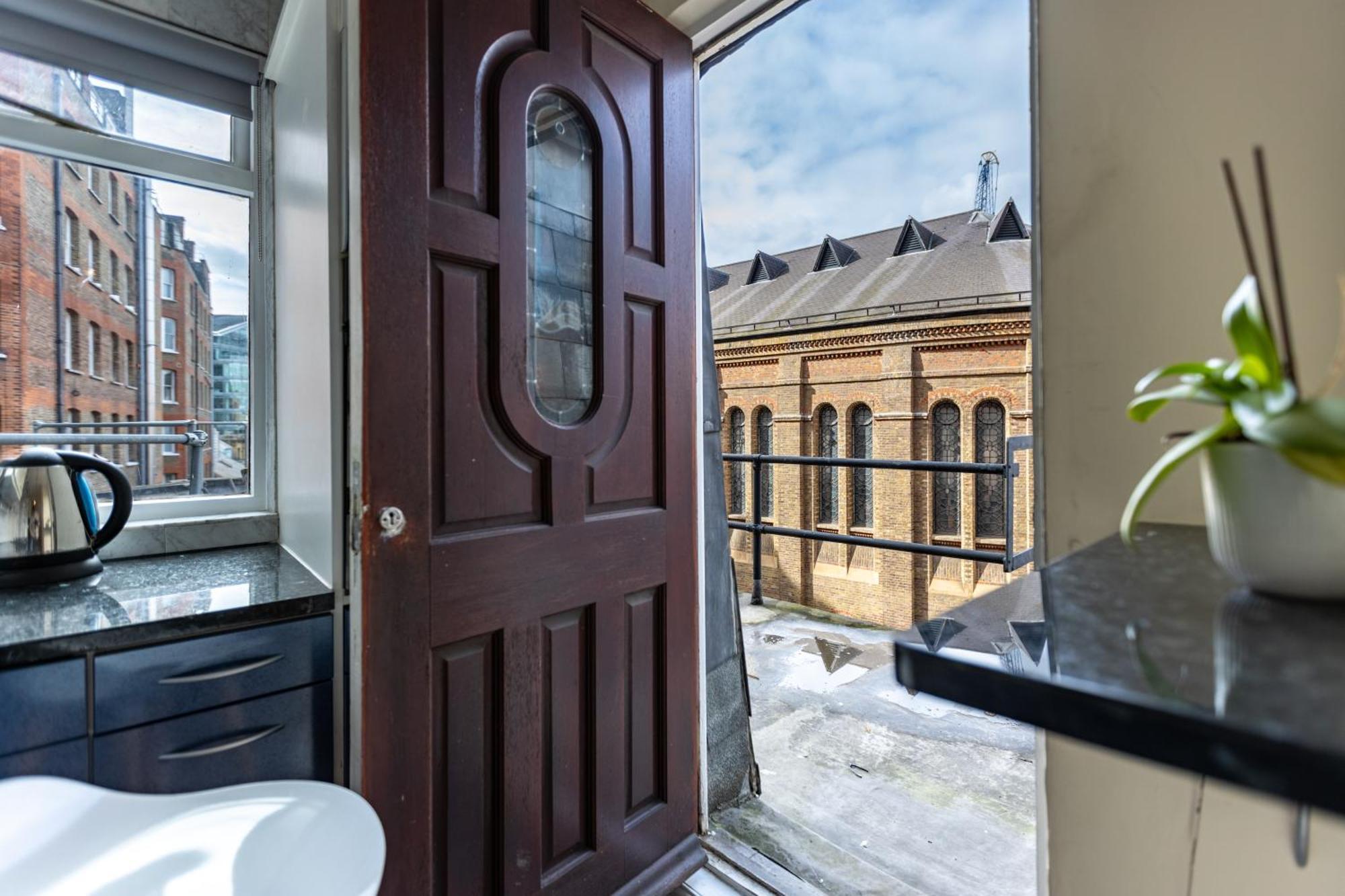 Apartment Modern 1 Bed Flat Buckingham Gate London